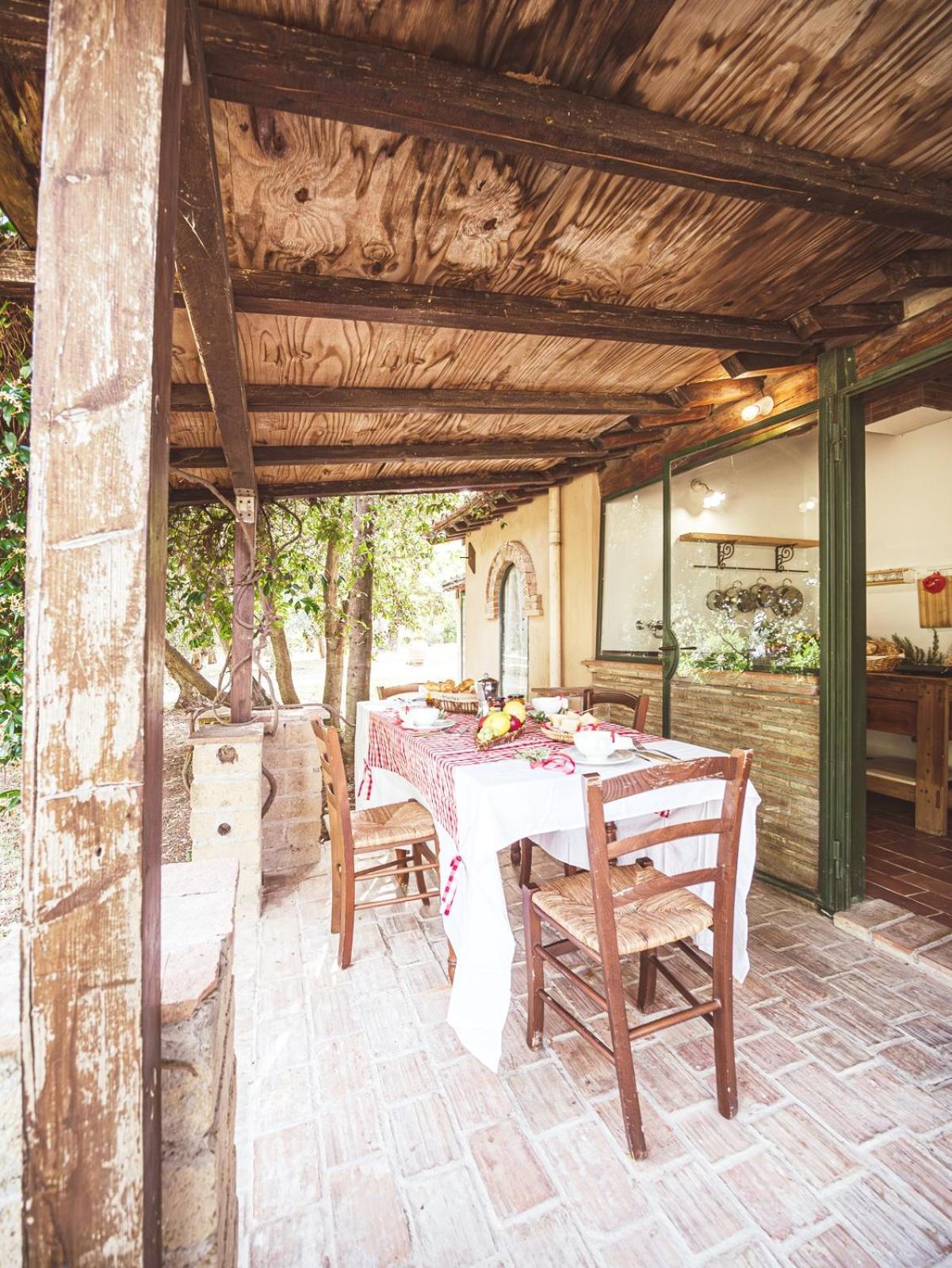 Apartament Relais Casale Il Poggetto - I Pini By Zoom In Earth Cecina  Zewnętrze zdjęcie